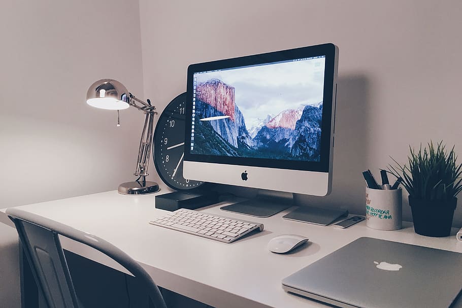 technology-business-computer-designer.jpg